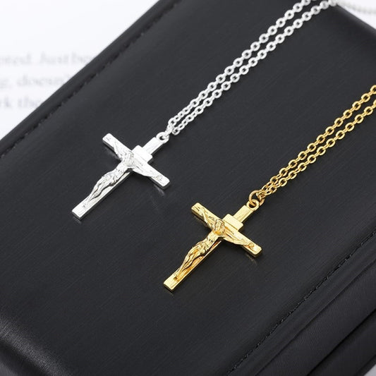 Men’s Cross Pendant Necklace – Trendy Jewelry