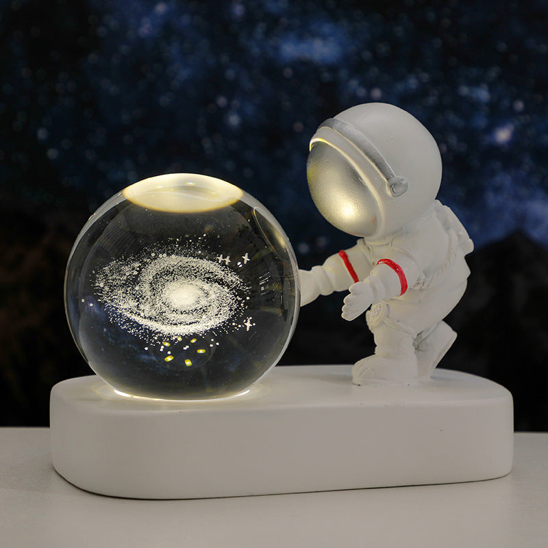 Astronaut Galaxy Crystal Ball Night Light – USB Powered Warm Planet Lamp